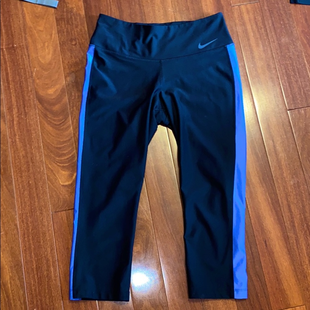 Nike leggings